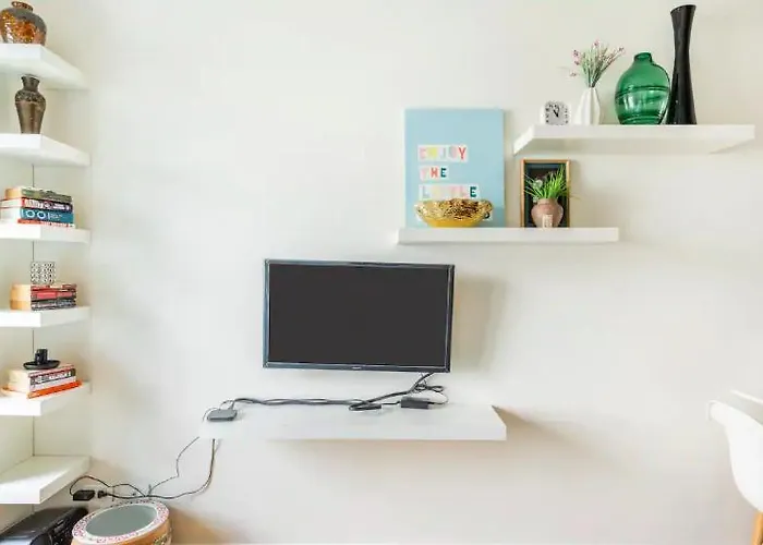 Apartment Staycation In